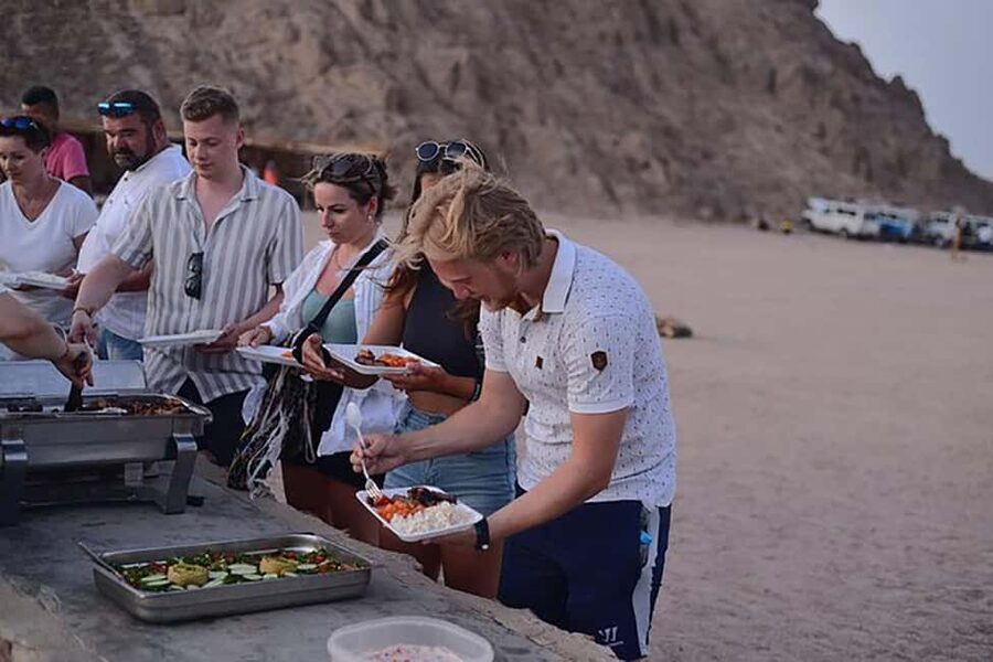 Sharm El-Sheikh: Camel Riding, Stargazing, BBQ Dinner & Show - Stargazing with a telescope