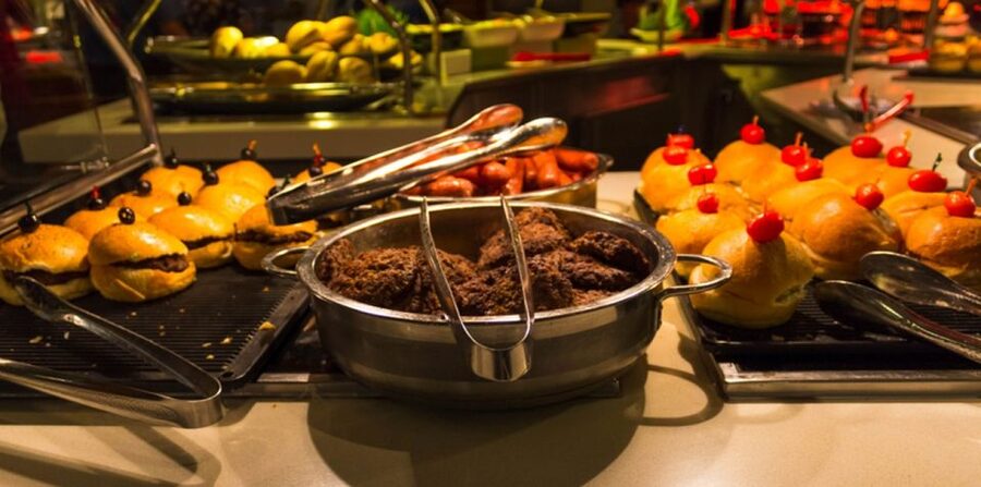 Sharm El Sheikh: Dinner Cruise W/ Optional Private Transfer - Is the Cruise Romantic or More Like a Disco?