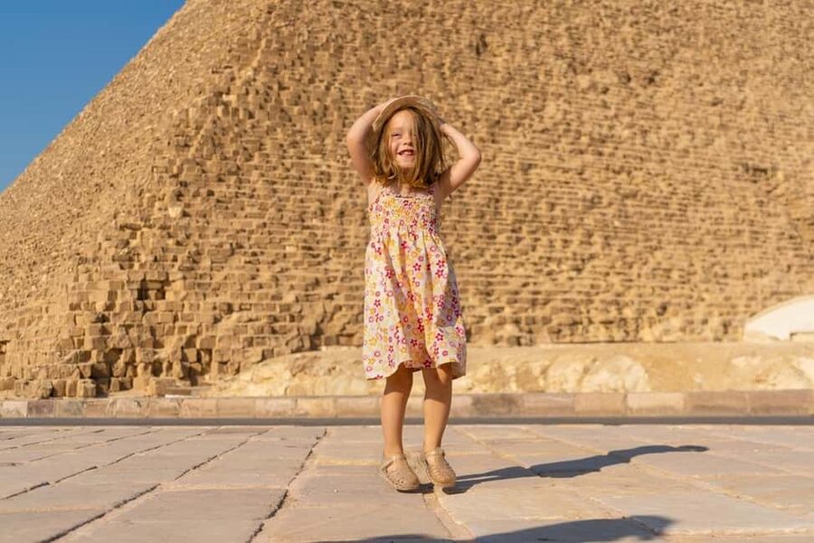Sharm El-Sheikh: Full-Day Tour of Cairo and Pyramids by Bus - Lunch, Nile options, and shopping stops