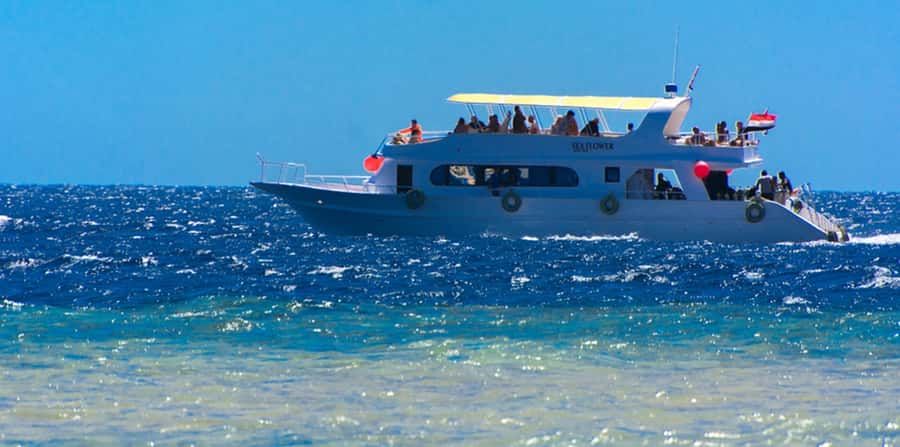 Sharm El Sheikh: Glass Bottom Boat Tour & Private Transfer - Booking advice for a smoother day