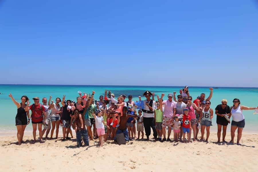 Sharm El-Sheikh: Luxury Ras Mohammed & White Island Cruise - Boat comfort and the true cost
