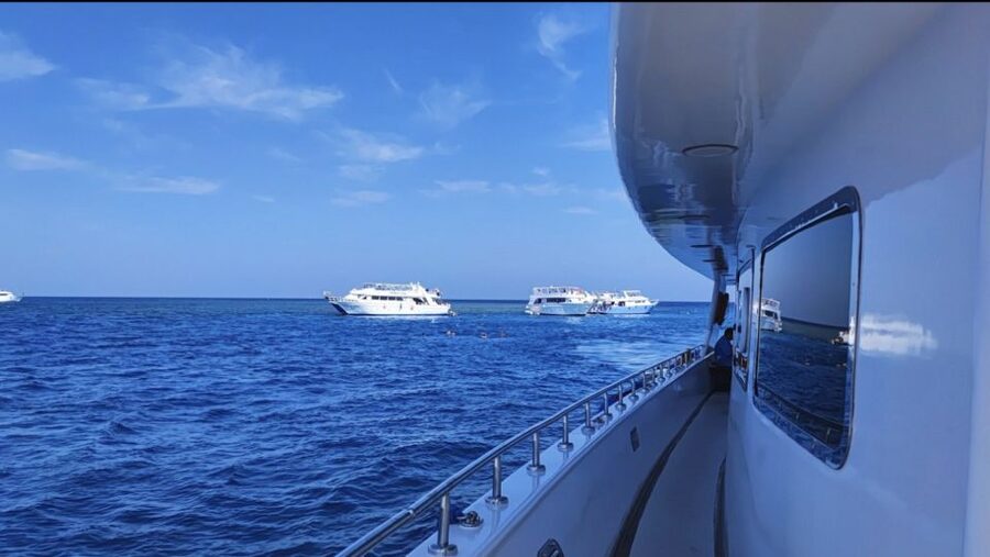 Sharm El-Sheikh: Luxury Ras Mohammed & White Island Cruise - Weather, clothing, and what to pack
