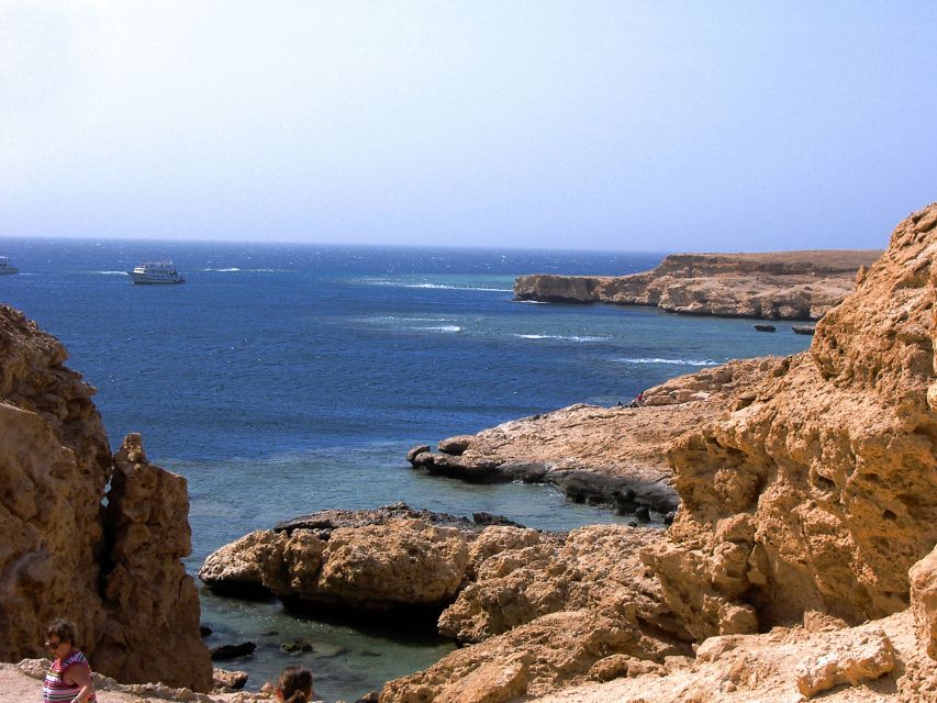 Sharm El-Sheikh: Ras Mohamed & White Island Snorkeling Trip - A barbecue lunch with a Red Sea breeze