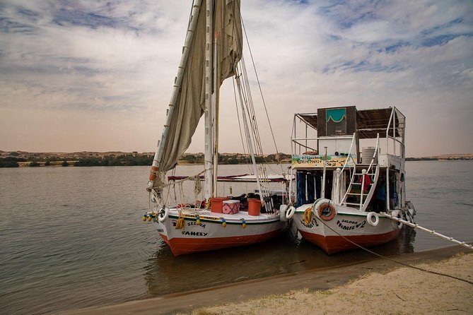 Short Felucca Trip On The Nile In Cairo - Hotel pickup, vehicles, and waiting time