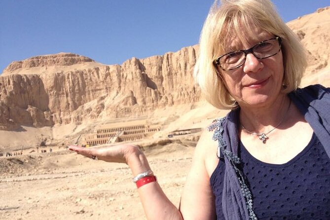 Small Group Excursion to Luxor Valley of the Kings from Hurghada - Group Size and Guide Quality