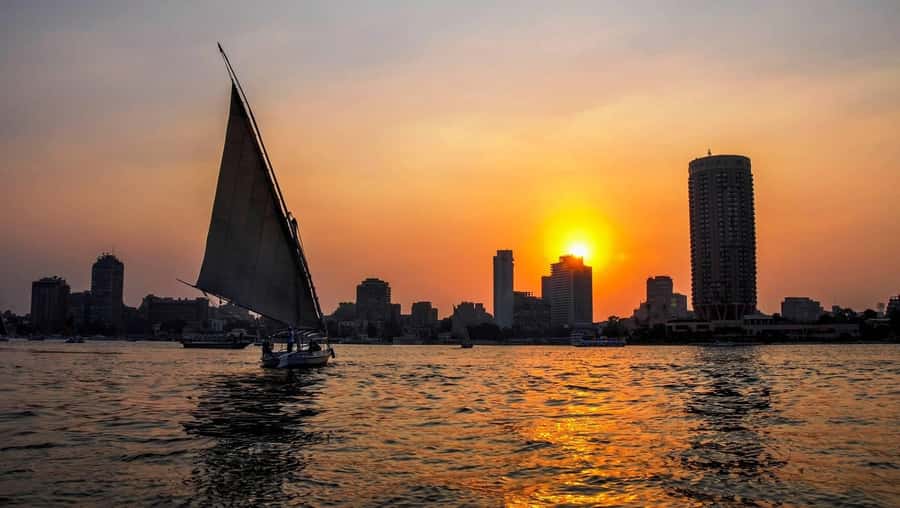The Nile: Felucca Ride with Meal and Transfers - The private guide and transfer service