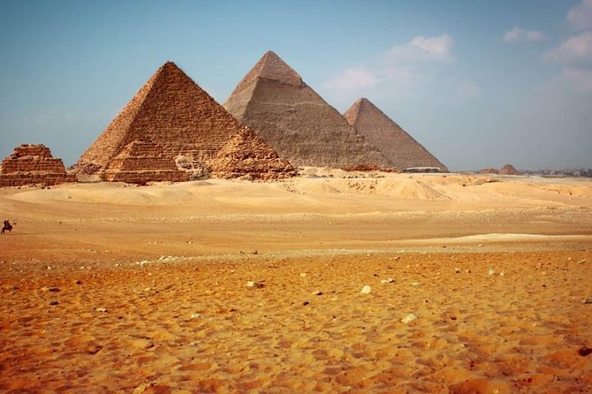 Top Attractions Tour in Giza Pyramids And Horse carriage With panoramic view - Who should book this Giza experience?