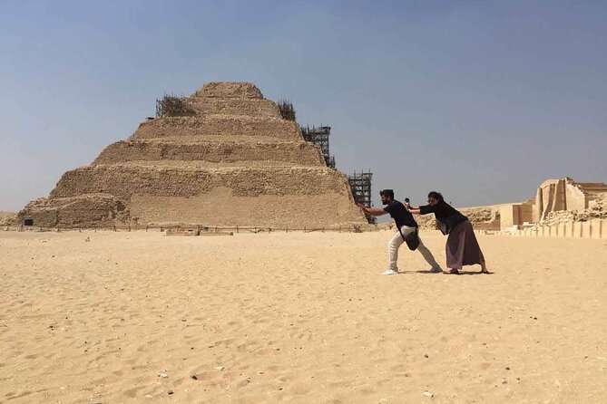 Top Day Tour To Giza Pyramids & Memphis City & Sakkara Pyramid - What Giza feels like in practice
