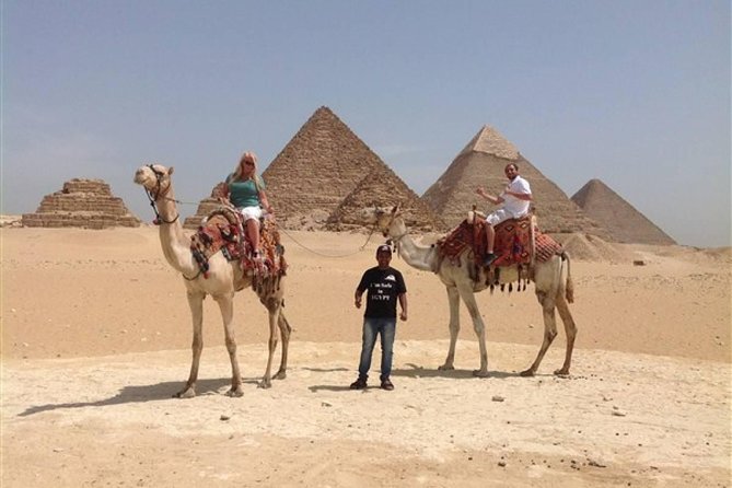 Top Private Trip to Giza Pyramids And Egyptian Museum In Cairo - Starting at the Giza Plateau around 8:00 a.m.