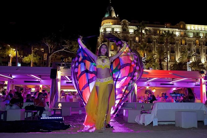 Top Rated Cairo Nile Dinner Cruise with Live Belly Dancer & Folk - Arriving at the boat and choosing your expectations