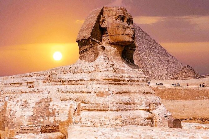 Top rated Giza Pyramids, Sphinx, Memphis and Saqqara Private Tour - Giza Pyramids: the big three and the best views