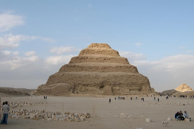 Tour to Giza Pyramids, Memphis & Sakkara with Lunch & Camel Ride - Why this route works so well in Cairo