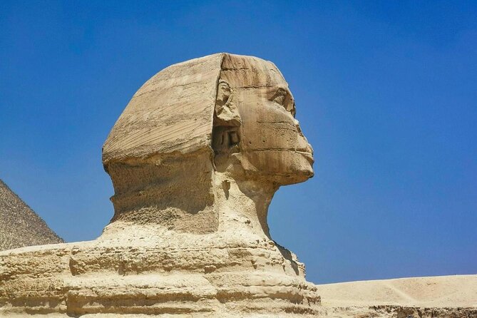 Tour to Giza pyramids Sphinx with local guide - Why this $20 private tour can make sense