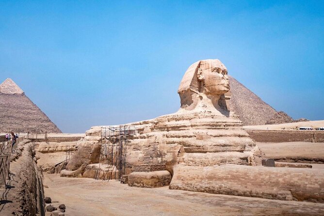 Tour to Giza pyramids Sphinx with local guide - Seeing Khufu, the largest pyramid