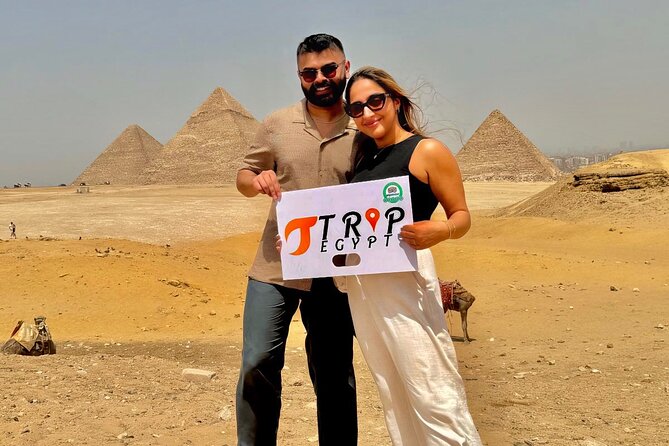 Tour to the Great Pyramids City, Panoramic View, Sphinx and Camel - The Great Pyramid and the main Giza plateau
