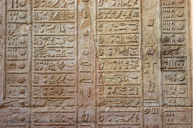 Transfer from Aswan to Luxor - Edfu: a longer visit for Horus