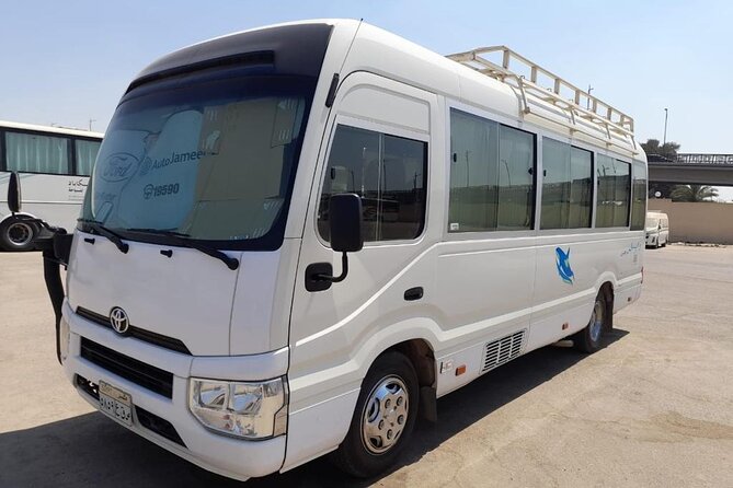 Transfer from Cairo Airport to Hotel at Cairo or Giza - Local help from drivers such as Sam and Salah