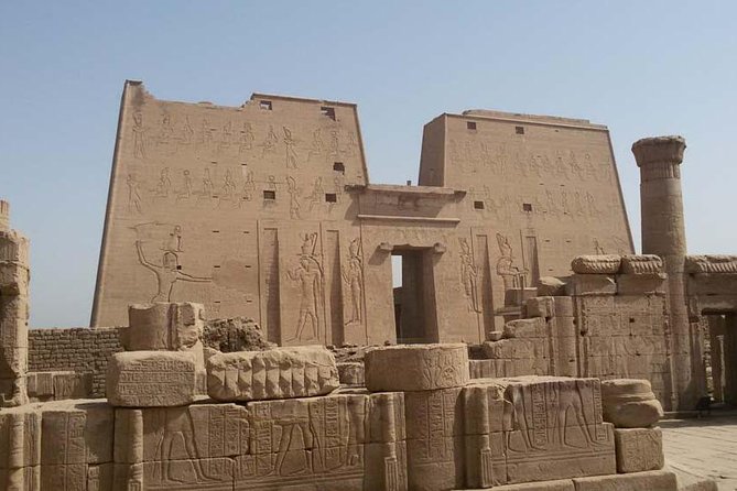 Transfer from Luxor to Aswan - A private driver, not automatically a private guide