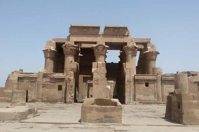Transfer from Luxor to Aswan - Arriving in Aswan without another taxi negotiation