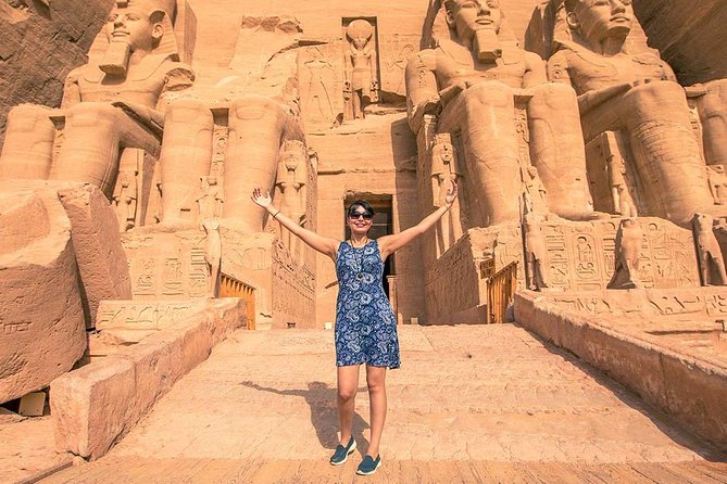 Trip to Abu Simbel and Aswan from Luxor - The road time and private vehicle advantage