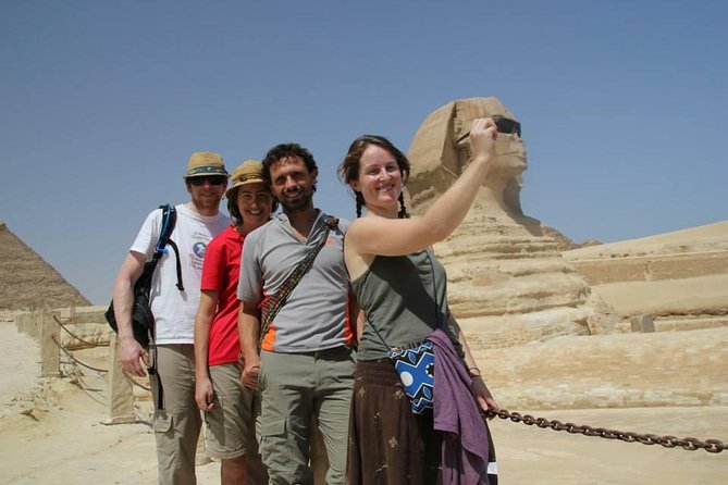 Unbeatable tour (Giza Pyramids,Sphinx,Sakkara,Memphis) - Giza Pyramids and the Sphinx: the grand opening