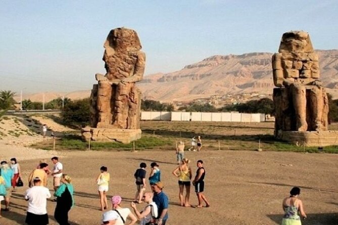 Valley of the Kings and Queens Guided Tour from Luxor with Lunch - Twenty Minutes at the Colossi of Memnon