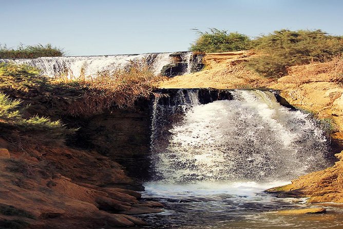 Valley of Whales and Wadi El Rayan Water Falls Day Tour from Cairo - Leaving Cairo for Fayoum at 7 a.m.