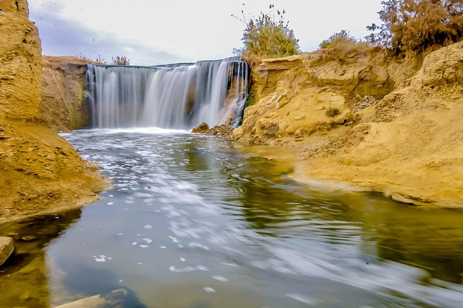 Valley of Whales and Wadi El Rayan Water Falls Day Tour from Cairo - Wadi El Rayan and Egypt’s highest waterfalls