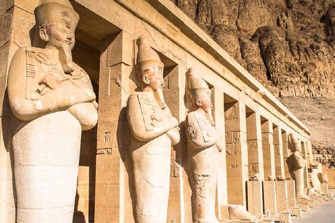 VIP Full Day Luxor, Egypt Tour (East & West Bank) - What the private guide adds to the day
