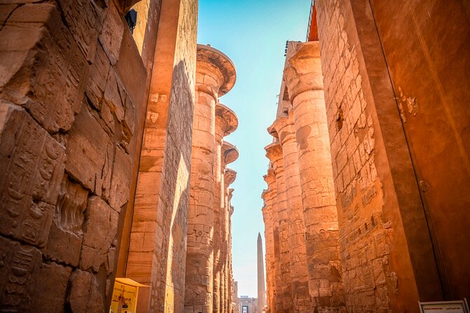 VIP Luxor Day Tour from Hurghada, Small group the top operator - Crossing the Nile and stopping for lunch