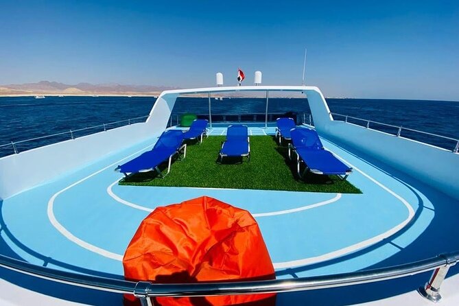 VIP Ras Mohamed and White Island boat trip - White Island, the sandbank in the sea