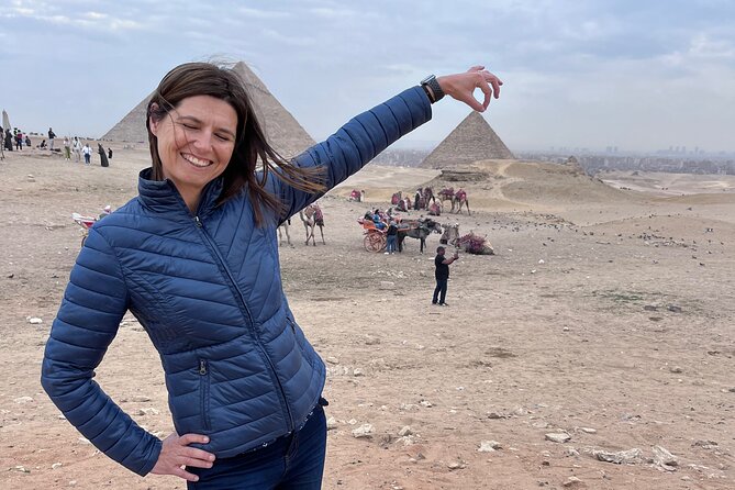 Vip Tour Giza pyramids, sphinx with Camel Ride and Vip lunch - Who will get the most from this experience