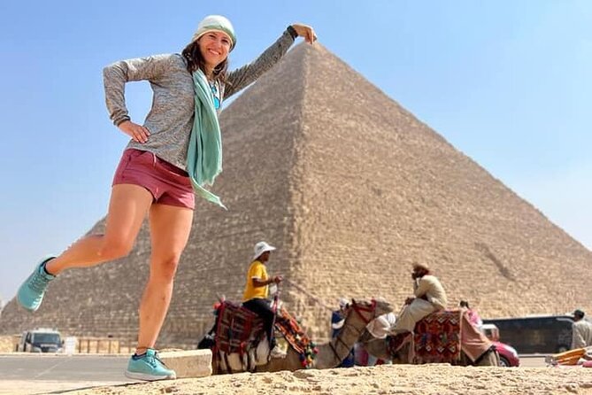 VIPTour Giza pyramids ,Saqqara step pyramids & Memphis Old City - Giza Pyramids: the famous opening act