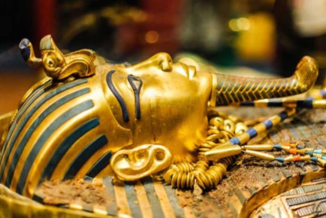 Wonderful Full Day Egyptian Museum and Great Pyramid - Starting at the Giza Plateau