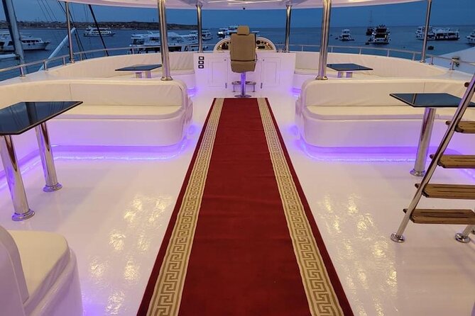 Yacht Cruise with Dinner & Oriental Show - DJ, live band, and belly dancing